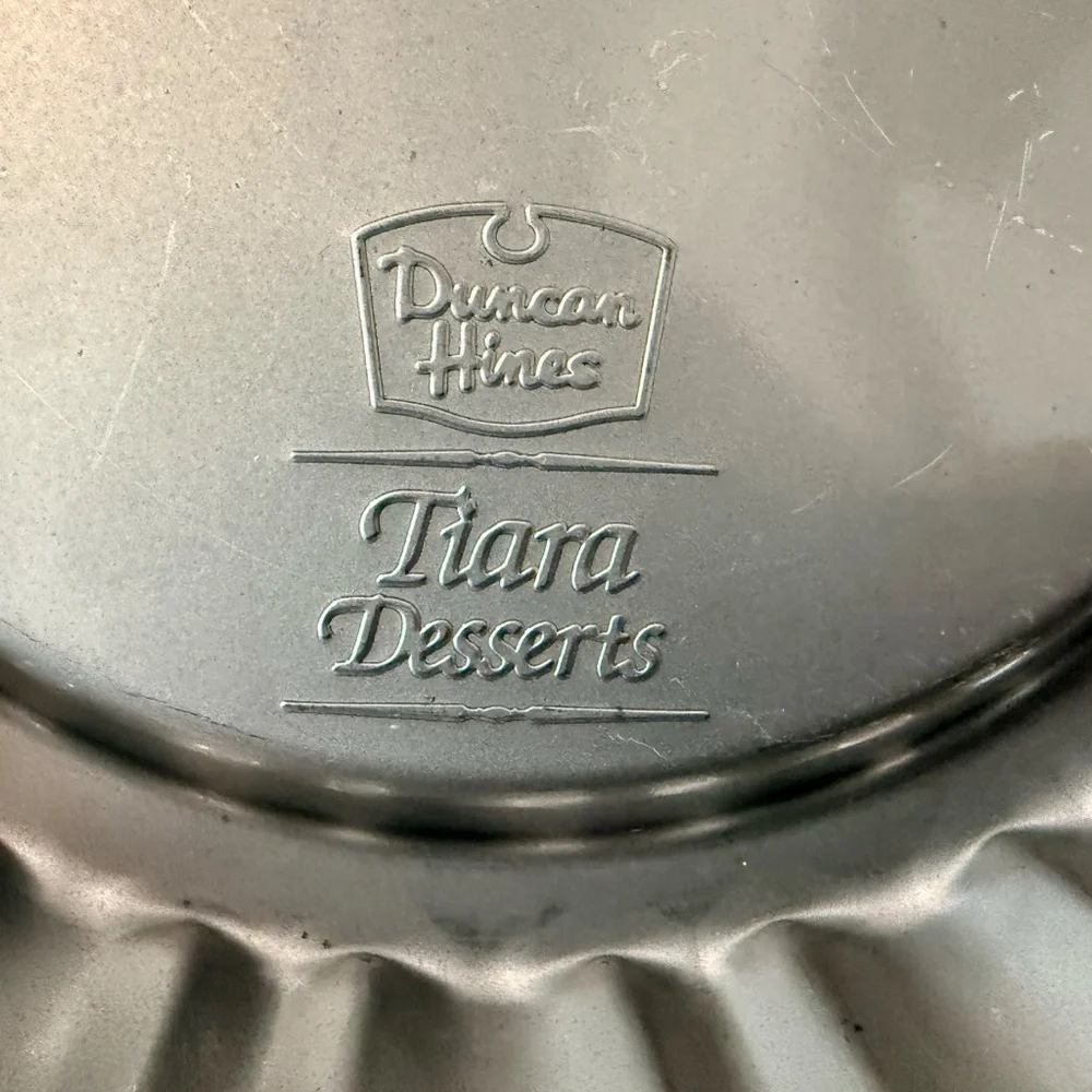 EKCO Baker’s Secret Duncan Hines Tiara Desserts Tart Pan